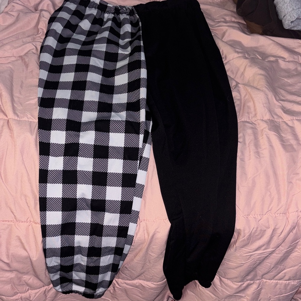 Shosho Black and White Checkered Ankle Pants